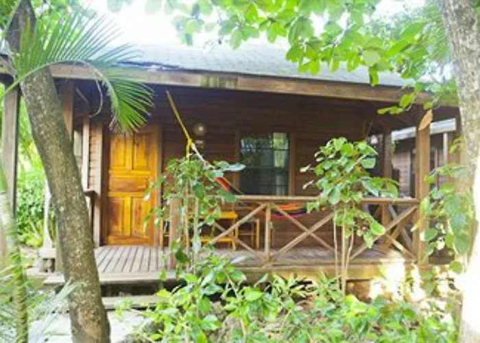 Las Rocas Resort And Dive Center